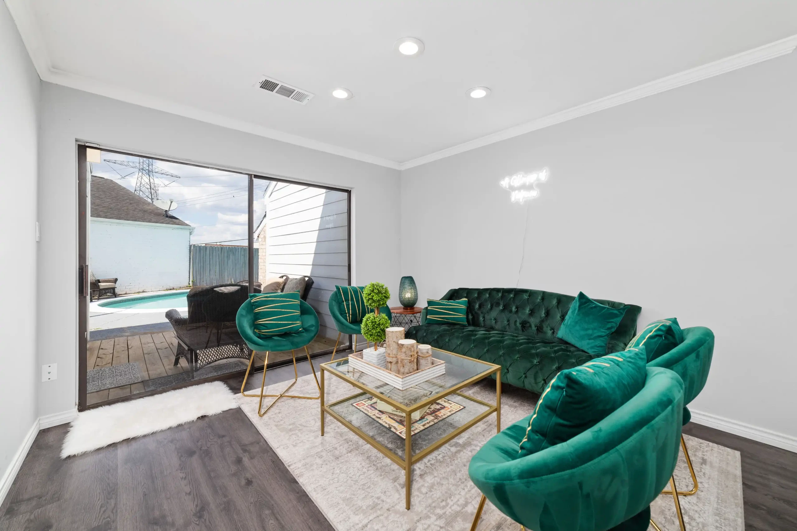 A Glimpse Of VietNam - Image 12