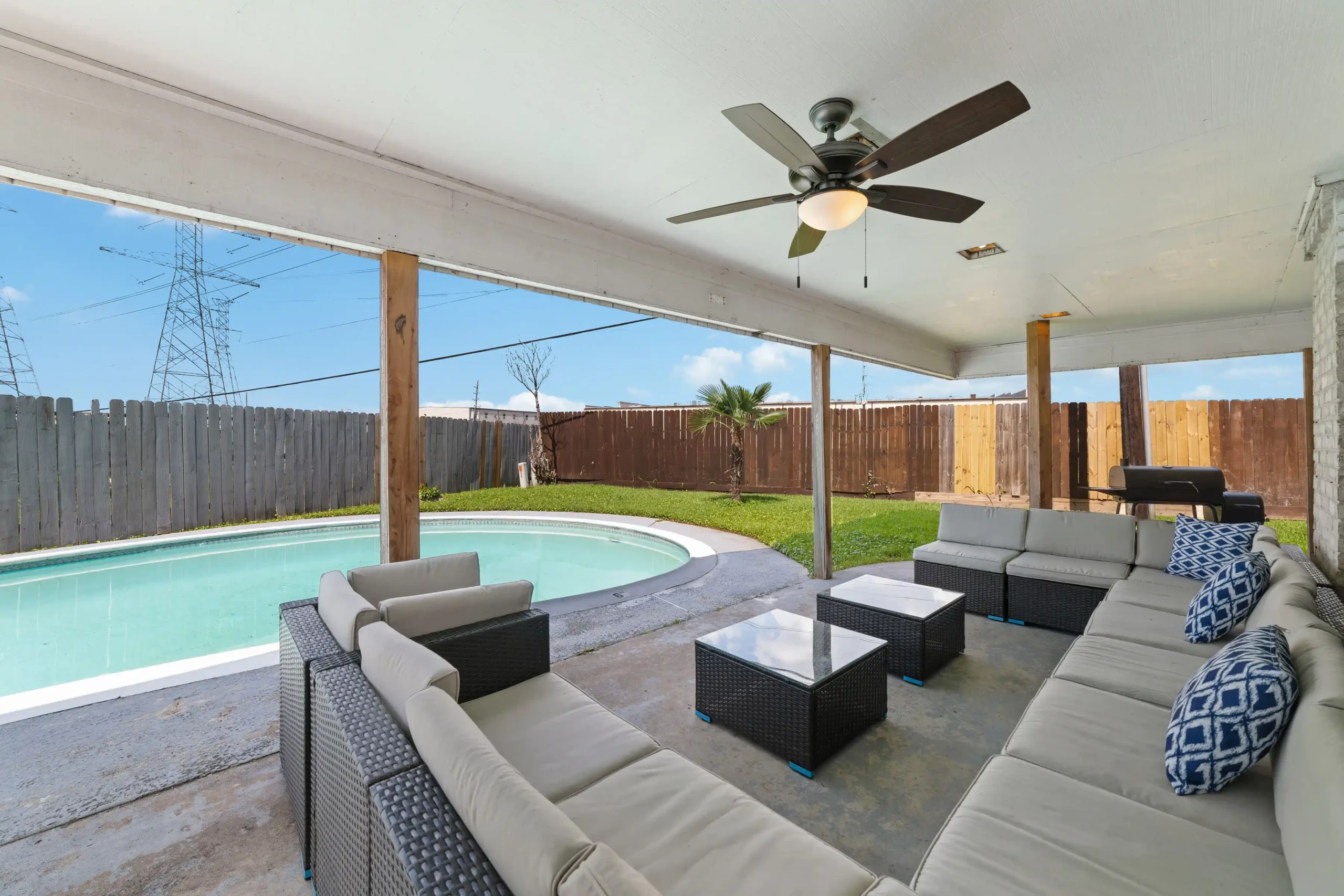 A Glimpse Of VietNam - Image 4