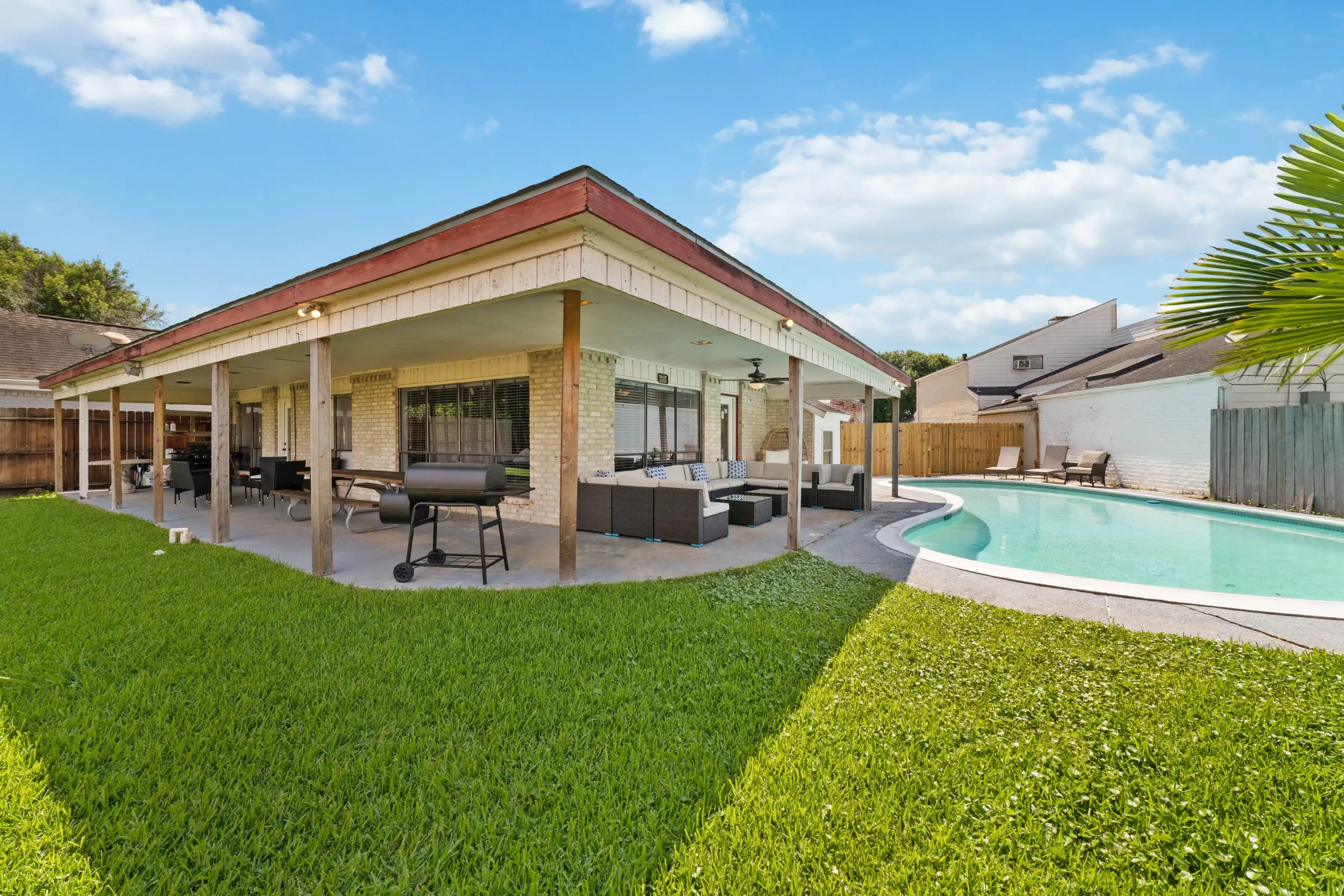 A Glimpse Of VietNam - Image 7