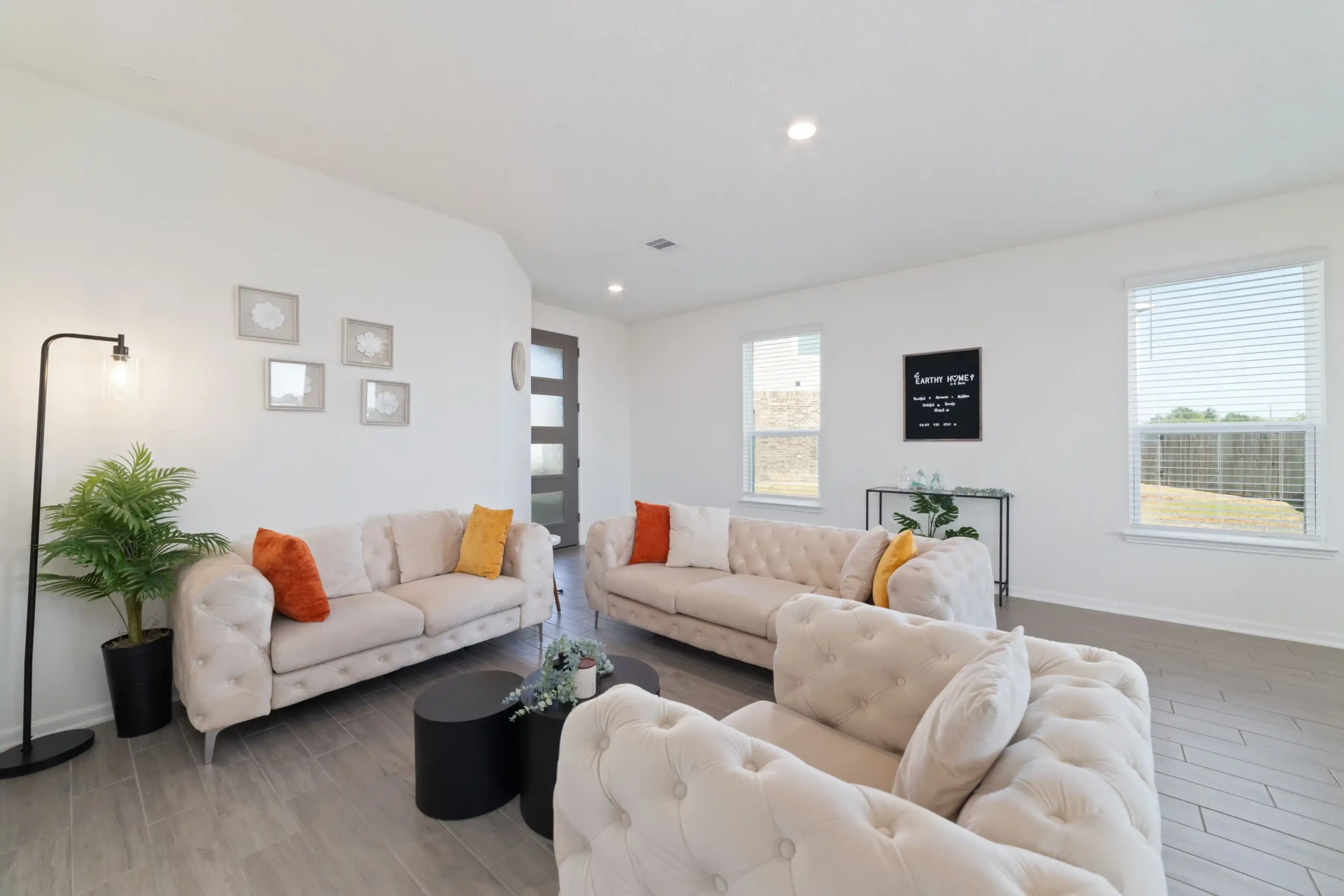 Earthy Home - Image 11