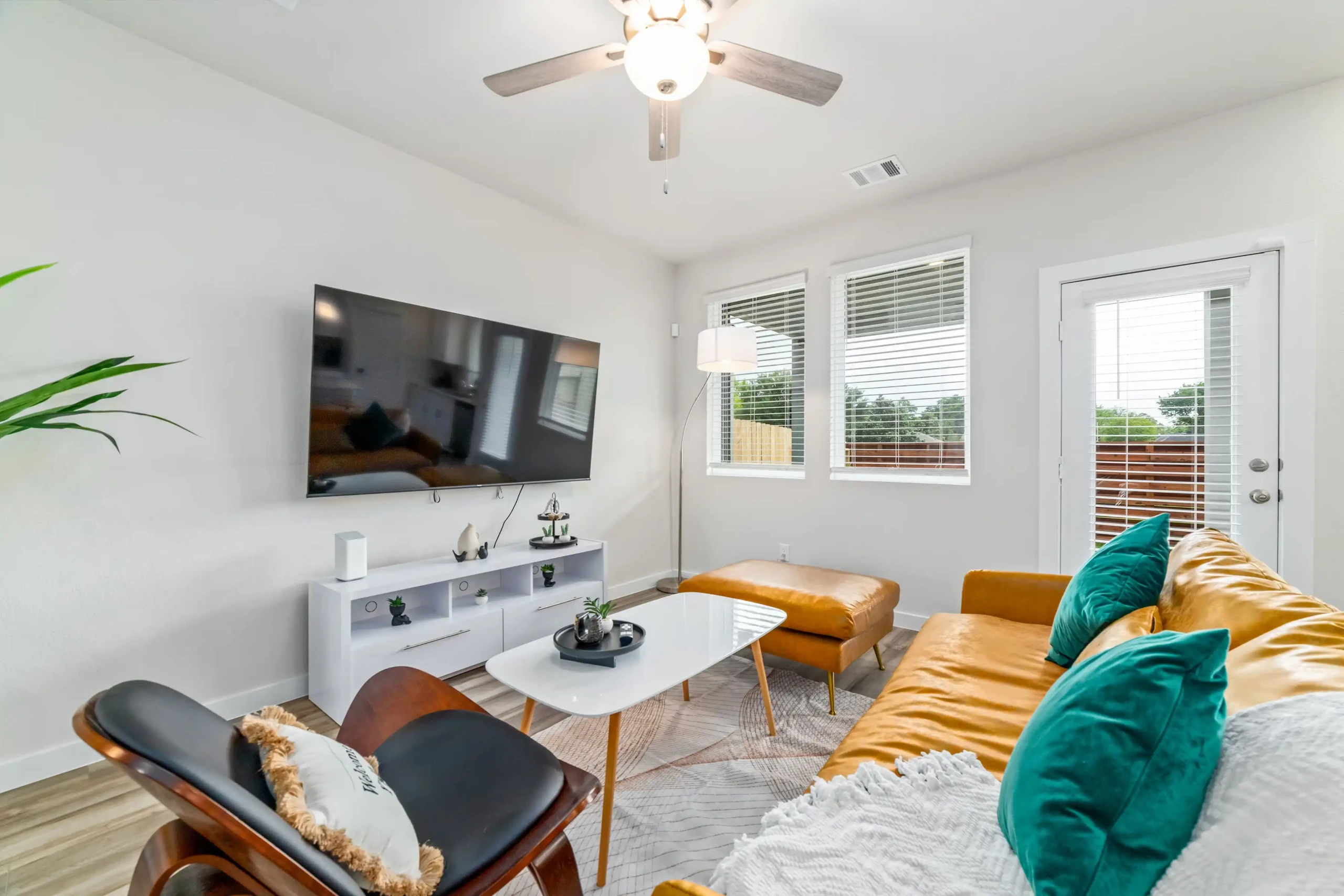 Galatic Full House - Image 12