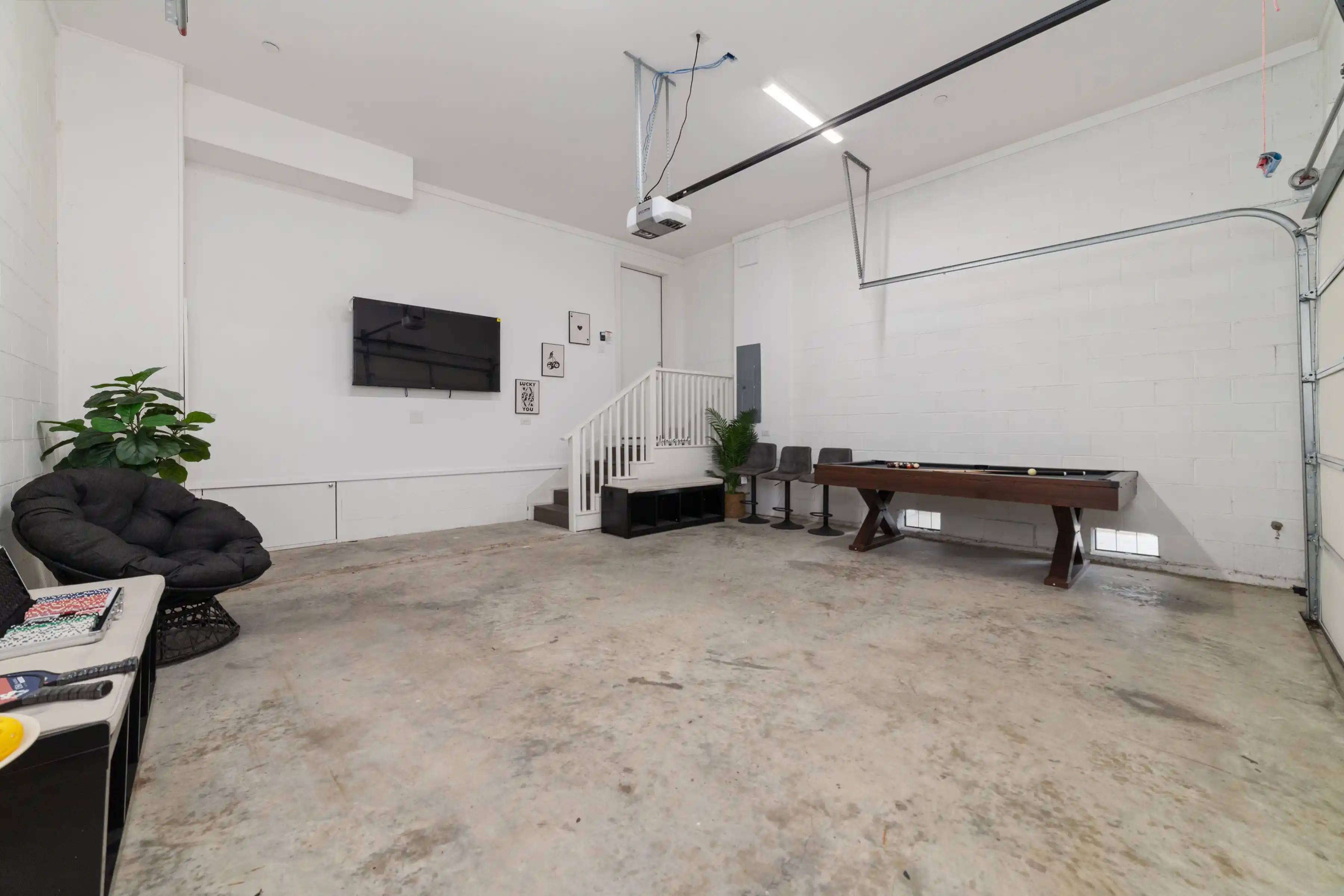 H-town City View - Image 3