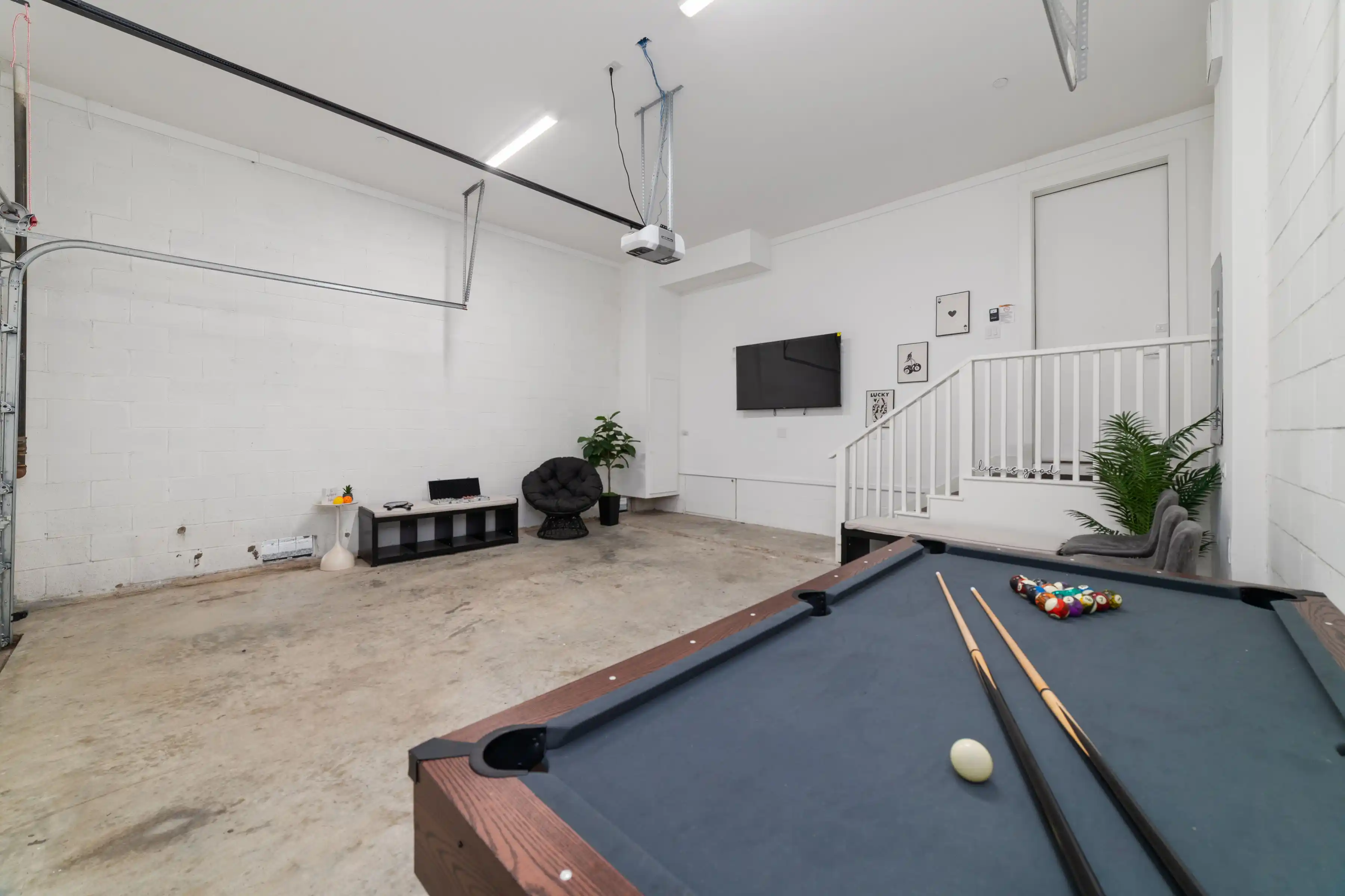 H-town City View - Image 5