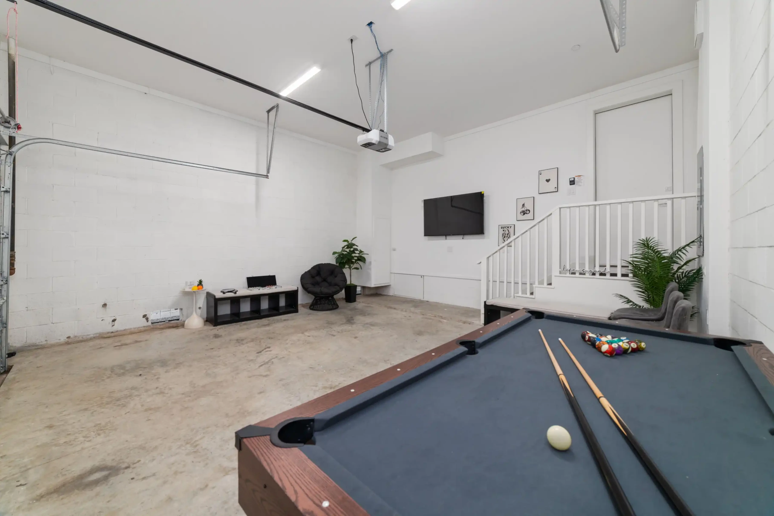 H-town City View - Image 6