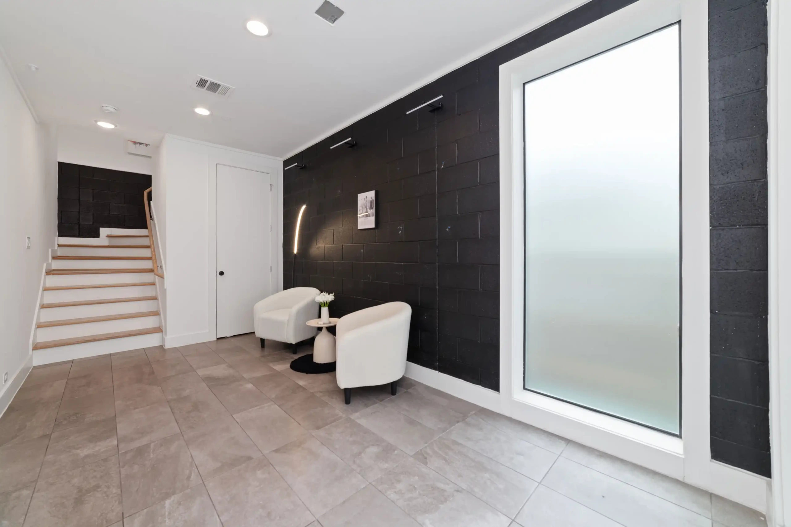 H-town City View - Image 8