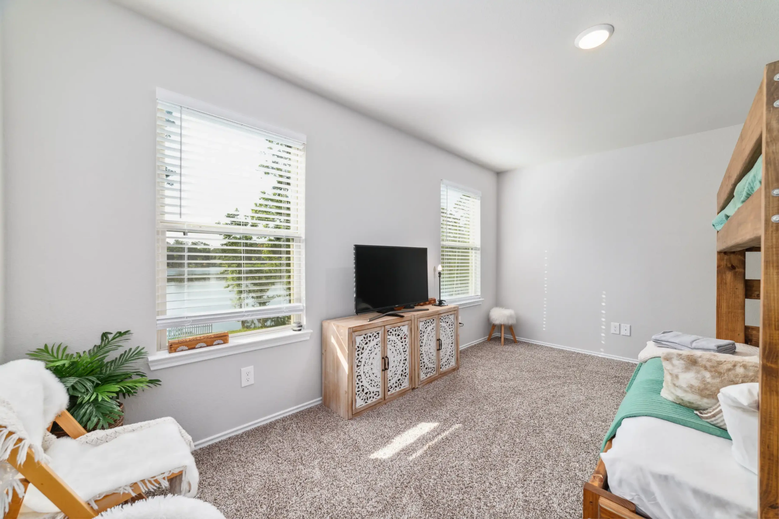 Rushing Springs Retreat - Image 11